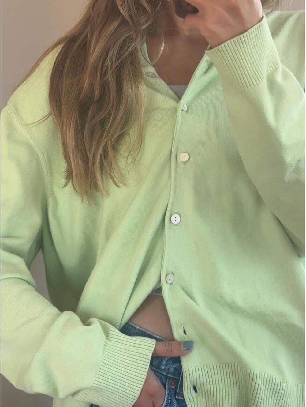 Vintage Lands' End light green cardigan with pearly buttons #preppy #cozy